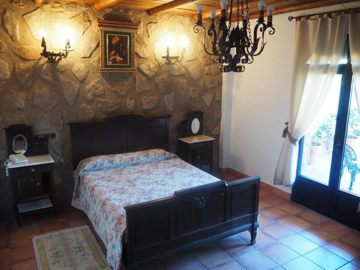 Hotel Rural El Convento Valencia de Alcántara Extérieur photo
