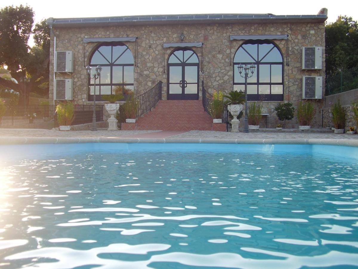 Hotel Rural El Convento Valencia de Alcántara Extérieur photo